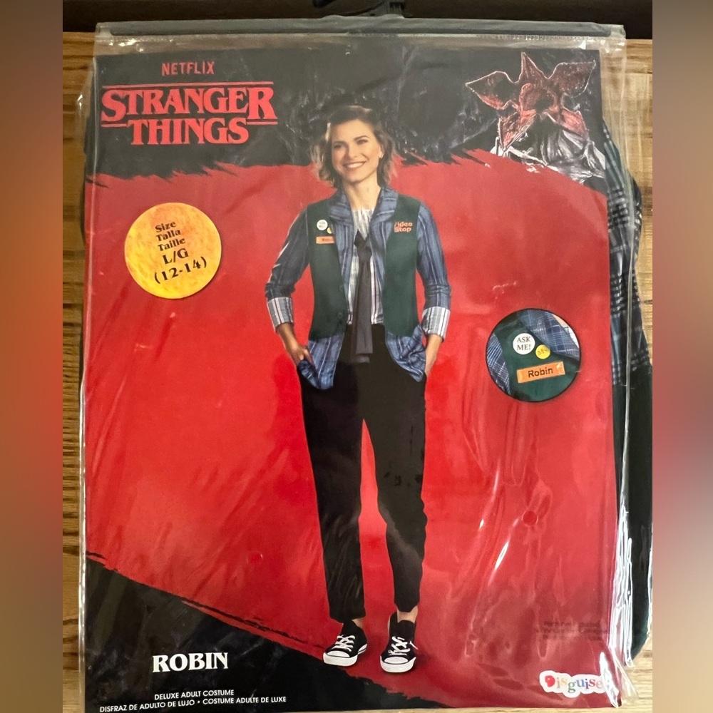 Stranger Things Women's Junior Large New In Package Robin Video Store Costume